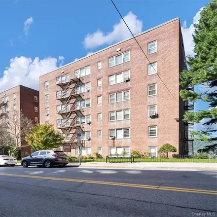 Buy this 2 bed condo on 279 North Broadway in Glenwood, City of Yonkers