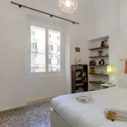 Image 6 - Sabry, Via Palestro, 16122 Genoa Genoa, Italy - Apartment for rent