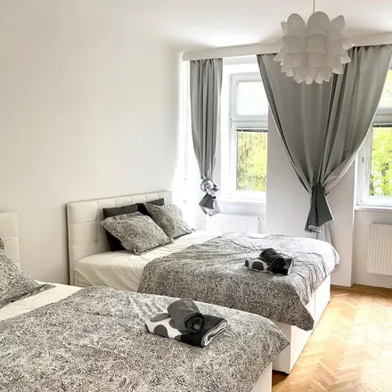 Rent this 4 bed apartment on Pfeilgasse 14 in 1080 Vienna, Austria