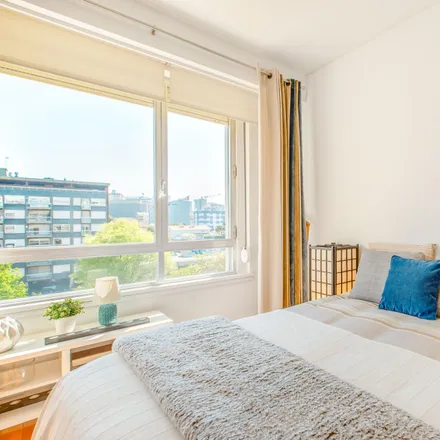 Rent this 1 bed apartment on Rua de Eugénio de Castro 262 in 4100-225 Porto, Portugal
