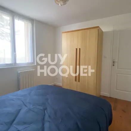 Rent this 2 bed apartment on 29 Rue de la Grande Métairie in 22440 Ploufragan, France