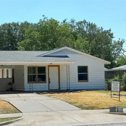 Buy this 3 bed house on 700 Camino Drive in Mesquite, TX 75149