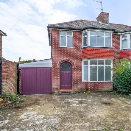 Rent this 3 bed duplex on Peareswood Gardens in Queensbury, London