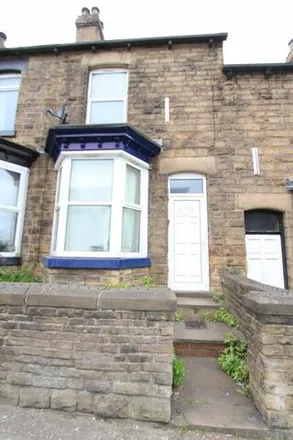 Rent this 3 bed townhouse on Ecclesall Road/Greystones Road in Ecclesall Road, Sheffield