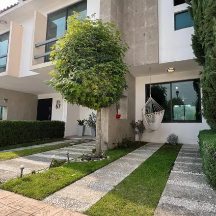 Buy this 3 bed house on Calle Chapultepec in 52105 San Mateo Atenco, MEX