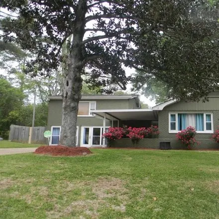 Buy this 4 bed house on 1791 Robinson Street in Natchez, MS 39120