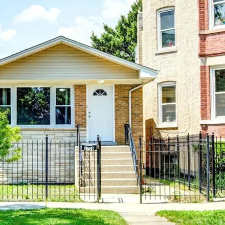 Buy this 3 bed house on 1716 N Springfield Ave in Chicago, Illinois