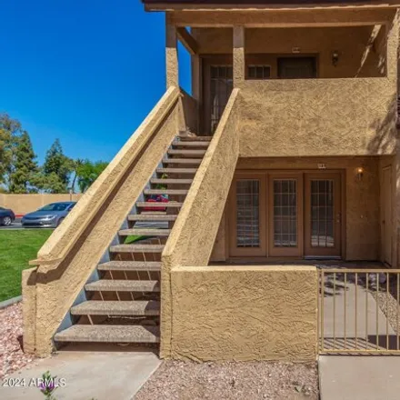 Buy this 1 bed apartment on 2293 West Fremont Drive in Tempe, AZ 85282