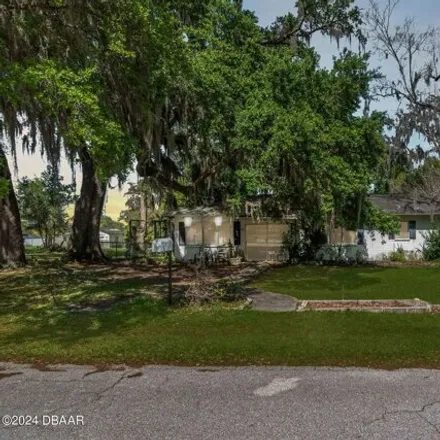 Buy this 3 bed house on 2863 Southeast 2nd Street in Ocala, FL 34471