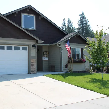 Buy this 3 bed house on 917 East Bonnie Lynn Lane in Spokane County, WA 99005