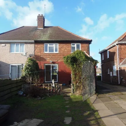 Rent this 3 bed duplex on Sandringham Road in Doncaster, DN2 5JD