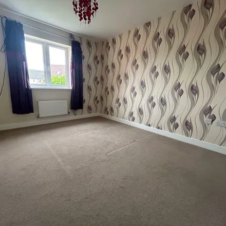 Rent this 3 bed duplex on 12 Castle Well Drive in Salisbury, SP4 6GD