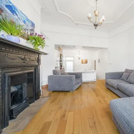 Buy this 1 bed apartment on Englewood Road in London, SW12 9PB