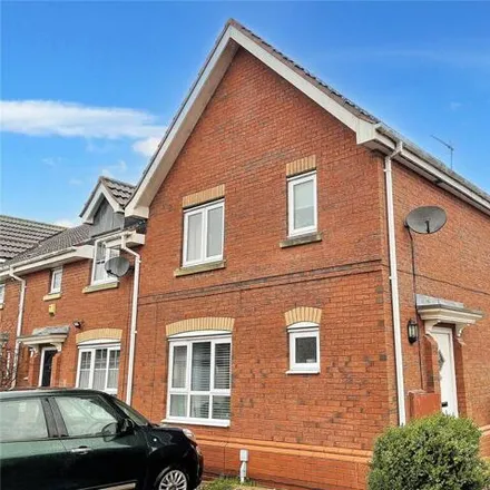 Buy this 3 bed townhouse on Wheeldale Court in Sewerby, YO16 6RU
