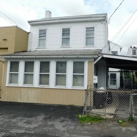 Buy this 2 bed house on 86 Cedar Alley in Phillipsburg, NJ 08865