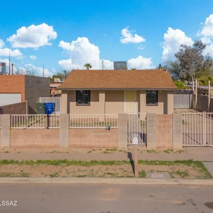 Buy this 2 bed house on 3419 South Jetty Street in Tucson, AZ 85713