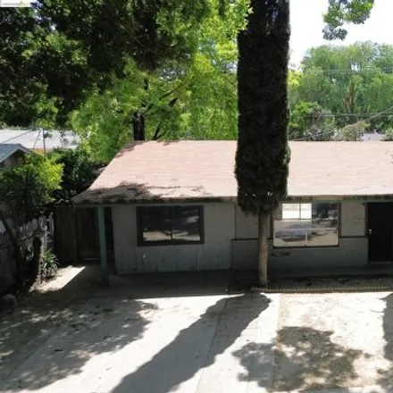 Buy this 3 bed house on 1530 Pelton Avenue in Modesto, CA 95351