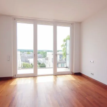 Rent this 4 bed apartment on Untermainbrücke in Neue Mainzer Straße, 60311 Frankfurt