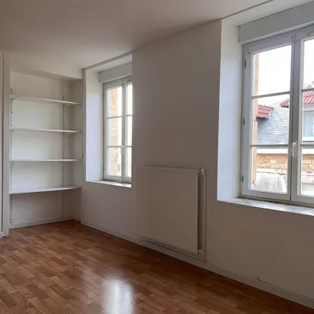 Rent this 3 bed apartment on 18 Avenue du Maréchal Leclerc in 08200 Sedan, France