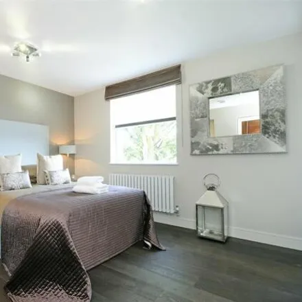 Image 7 - Boydell Court, London, NW8 6NH, United Kingdom - Room for rent