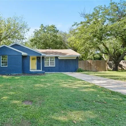 Buy this 3 bed house on 601 Elm Circle in Mesquite, TX 75149