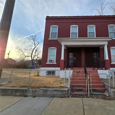 Image 1 - 3535 North Newstead Avenue, St. Louis, MO 63115, USA - House for sale