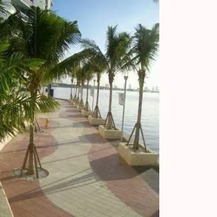 Image 7 - One Miami East Tower, 205 Biscayne Boulevard, Miami, FL 33131, USA - Condo for rent