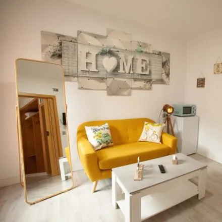 Rent this 1 bed duplex on Avenida Brisa del Mar in 29738 Vélez-Málaga, Spain