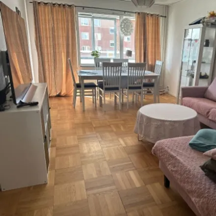 Rent this 3 bed condo on Trelleborg Högalidsvägen in Klörupsvägen, 231 56 Trelleborg