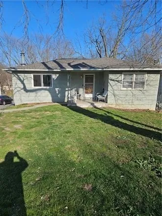 Buy this 3 bed house on 2241 North 38th Street in Kansas City, KS 66104