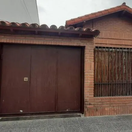Buy this 4 bed house on Mariano Moreno 4000 in Villa Barilari, B1874 ABR Sarandí