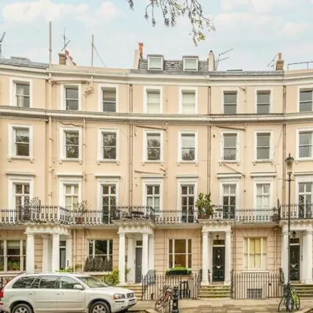 Image 2 - Royal Crescent Gardens, Royal Crescent, London, W11 4SL, United Kingdom - Apartment for rent