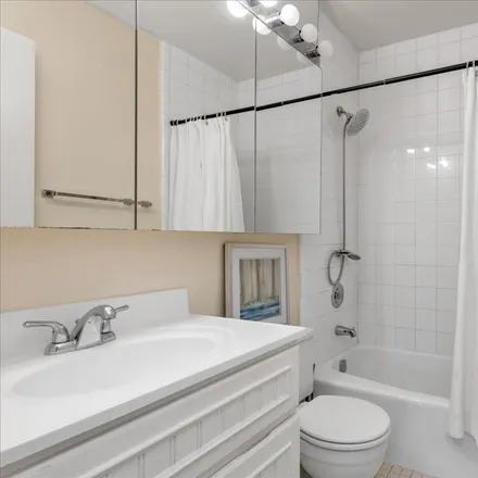 Image 7 - 61-25 97th Street, New York, NY 11374, USA - Condo for sale