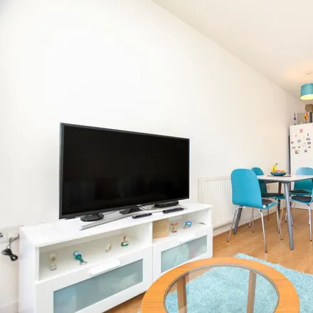 Rent this 2 bed apartment on Royal Crescent in Whitestone Way, London
