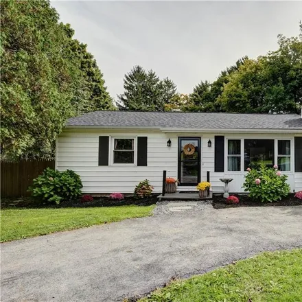 Buy this 2 bed house on 3698 Fisher Road in Skaneateles, Onondaga County