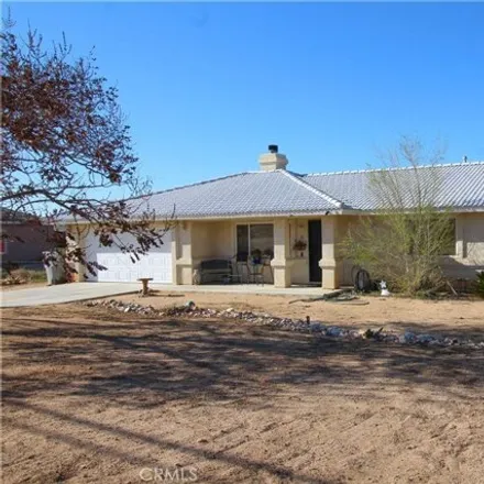 Buy this 4 bed house on 18304 Live Oak Street in Hesperia, CA 92345