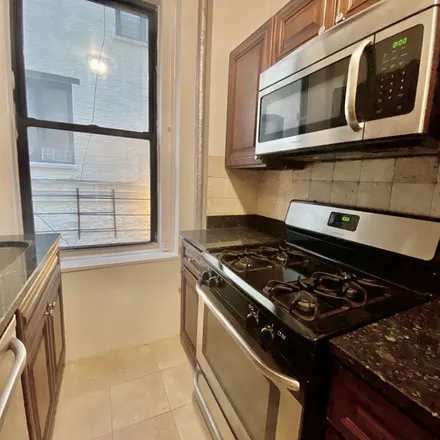 Rent this 3 bed apartment on 250 Fort Washington Avenue in New York, NY 10032