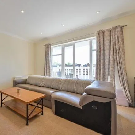 Image 4 - Norfolk Park Care Home, Balfour Road, Weybridge, KT13 8JB, United Kingdom - Apartment for sale