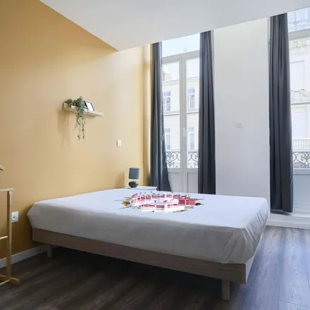 Rent this 1 bed apartment on 19 Place Philippe Lebon in 59000 Lille, France