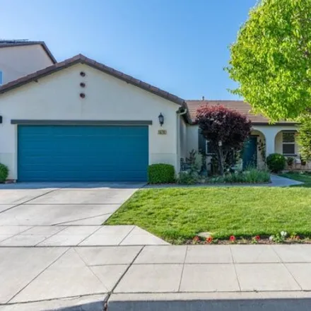 Buy this 3 bed house on 1484 Paseo del Mar Parkway in Madera, CA 93638