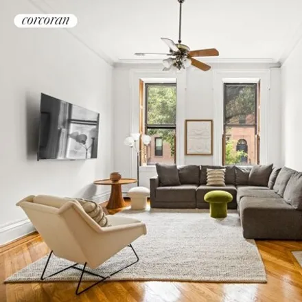Rent this 4 bed townhouse on 335 Clinton St in Brooklyn, New York