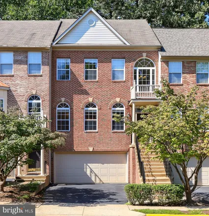 Buy this 2 bed loft on 4228 Trumbo Court in Chantilly, VA 22033