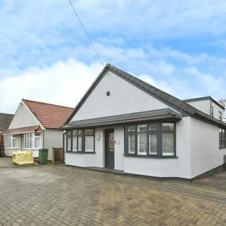 Buy this 3 bed house on Park Drive in Braintree, CM7 1TF