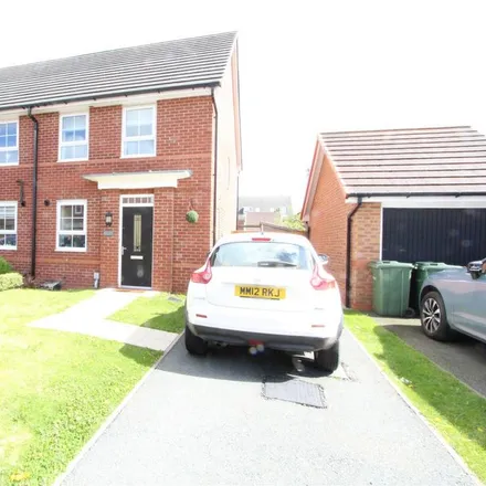 Rent this 3 bed house on Fuchsia Road in Northwich, CW8 4RQ