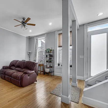 Image 4 - 1103 North Winchester Avenue, Chicago, IL 60622, USA - Duplex for sale