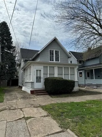 Buy this 3 bed house on 510 East Avenue in Erie, PA 16507
