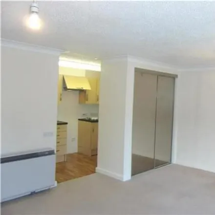 Image 4 - Ashown Gate Apartments, London Road, East Grinstead, RH19 1FG, United Kingdom - Room for rent