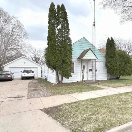 Buy this 3 bed house on South 10th Avenue in Wausau, WI 54401