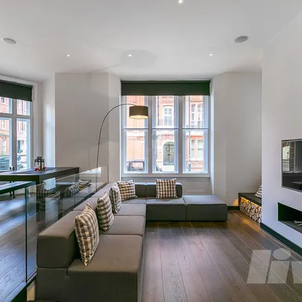 Rent this 2 bed apartment on 51 Green Street in London, W1K 6RR