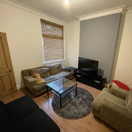 Image 1 - Norman Street, Leicester, LE3 0BA, United Kingdom - Townhouse for rent